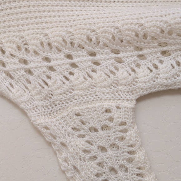 NWT Pilcro Oversized Sweater Ivory Knit Devenne Pointelle - Size XS - Picture 4 of 11